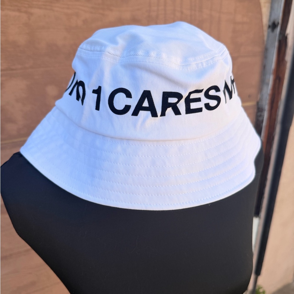 G/FORE No 1 Cares Golf Bucket Hat in white.